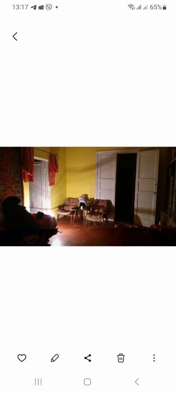 Selling my 4-room apartment 86 sq.m. on Peromayskaya Street, possible sale