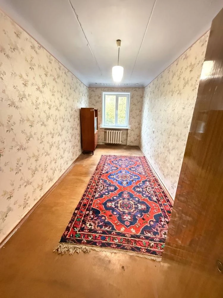 Продается 3-комнатная квартира
