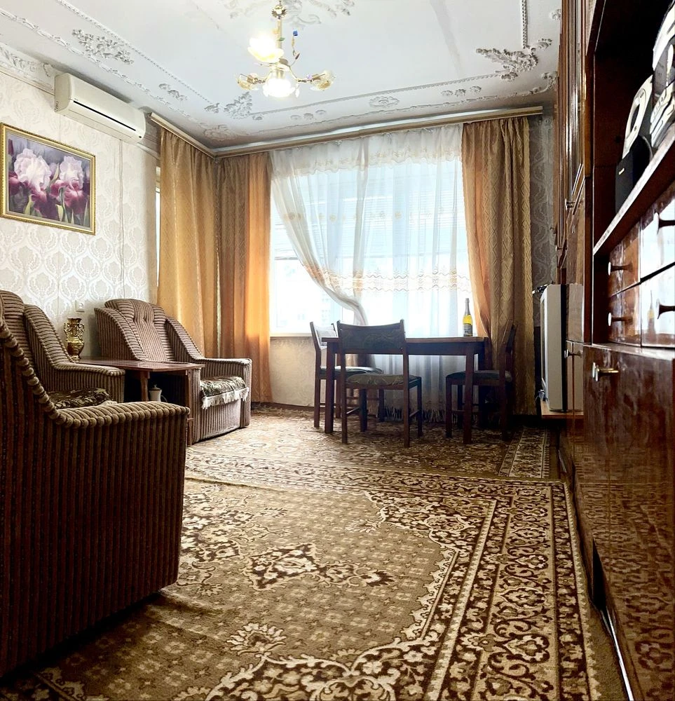2-room apartment, Mariuropol, 20, 6/9 Furniture, Appliances
