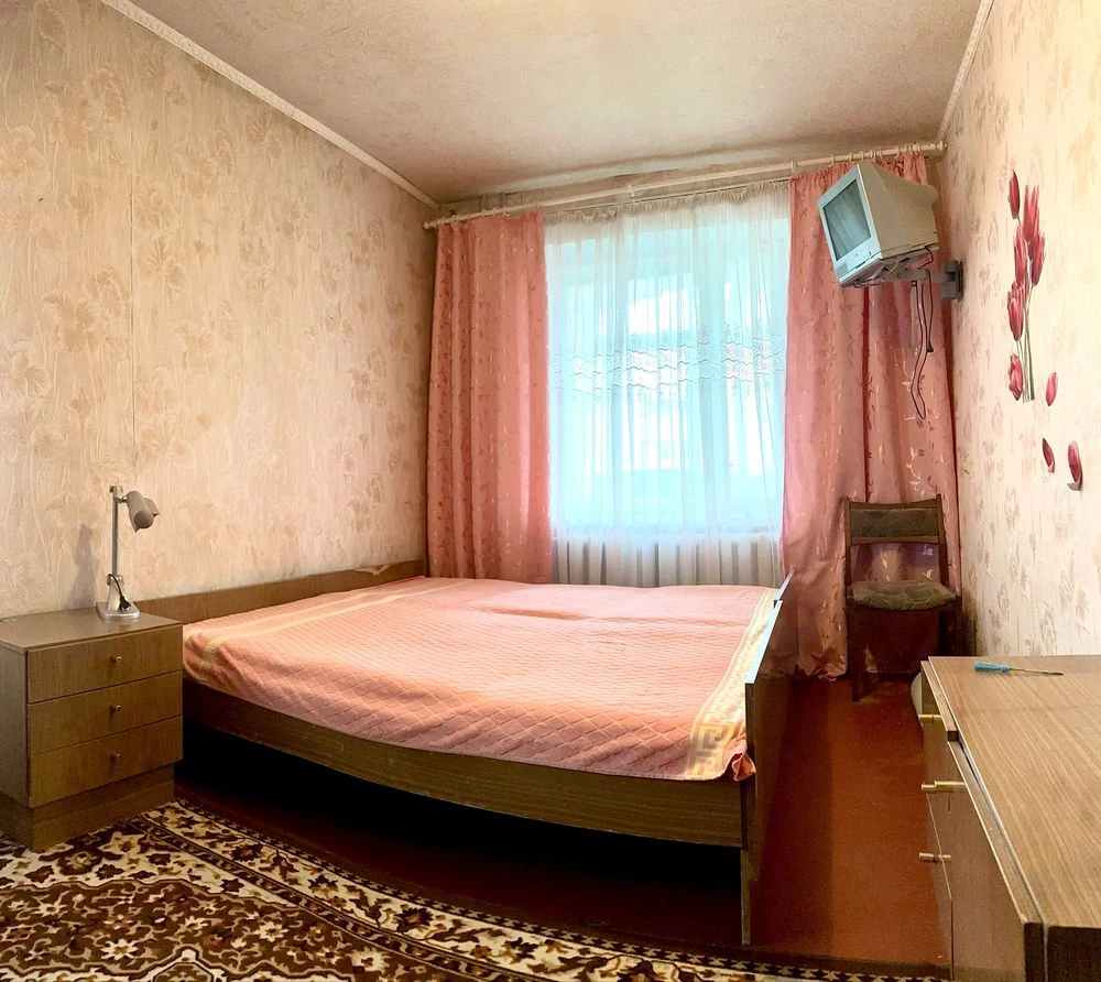 2-room apartment, Mariuropol, 20, 6/9 Furniture, Appliances