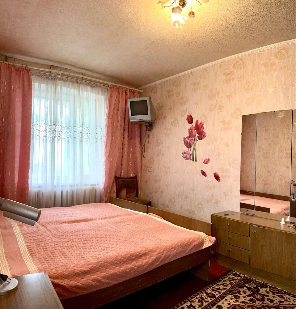 2-room apartment, Mariuropol, 20, 6/9 Furniture, Appliances