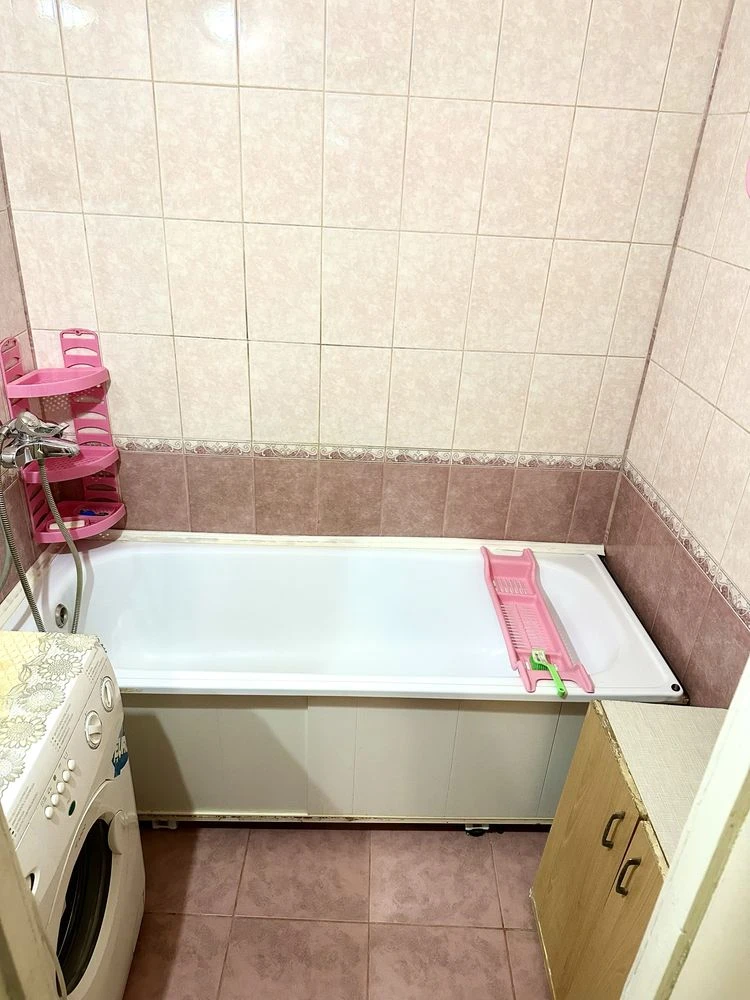2-room apartment, Mariuropol, 20, 6/9 Furniture, Appliances