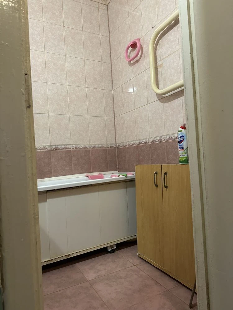 2-room apartment, Mariuropol, 20, 6/9 Furniture, Appliances