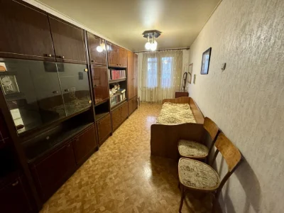 For sale 3-room apartment on Mira Avenue 33, 5th floor.