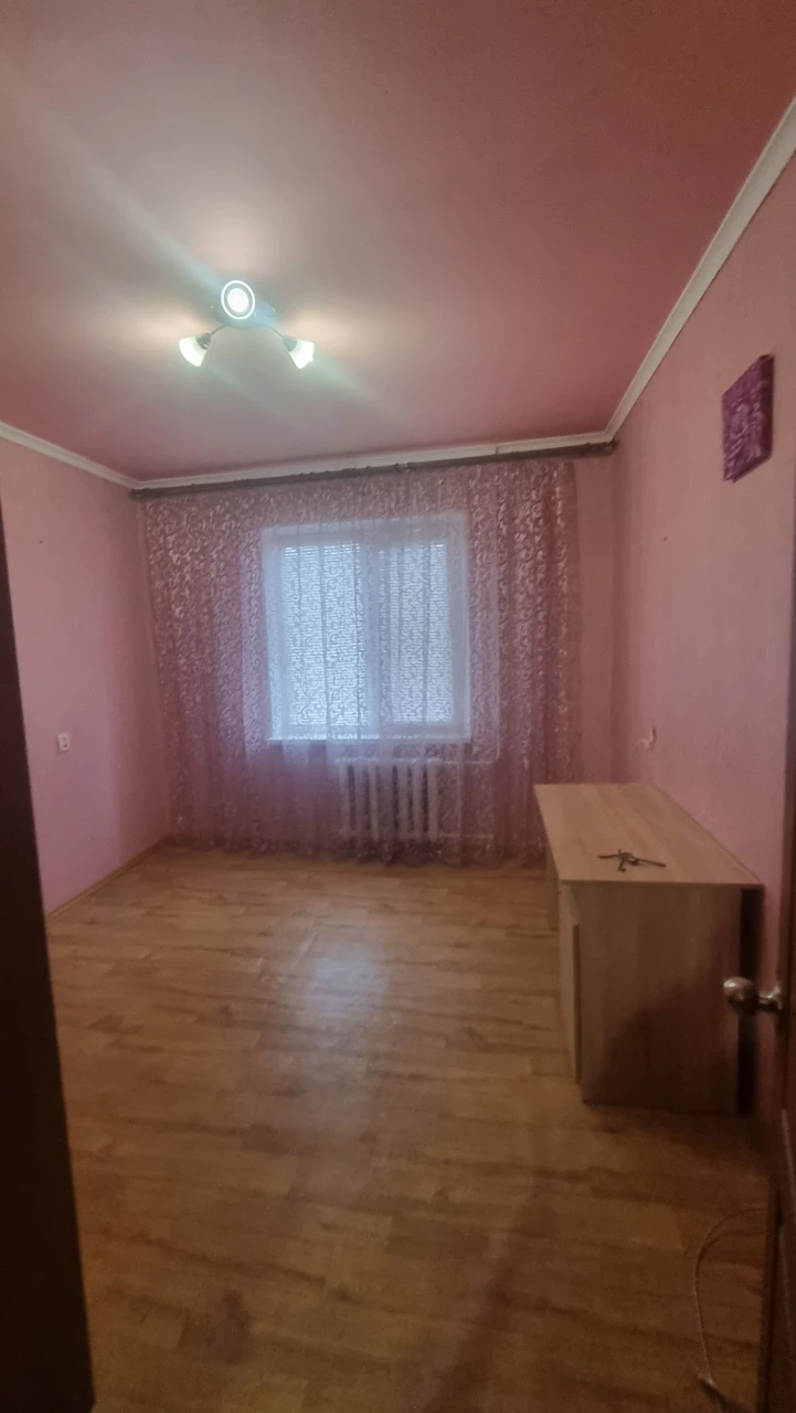 Продажа 2-комнатной квартиры в микрорайоне "Сонячний"