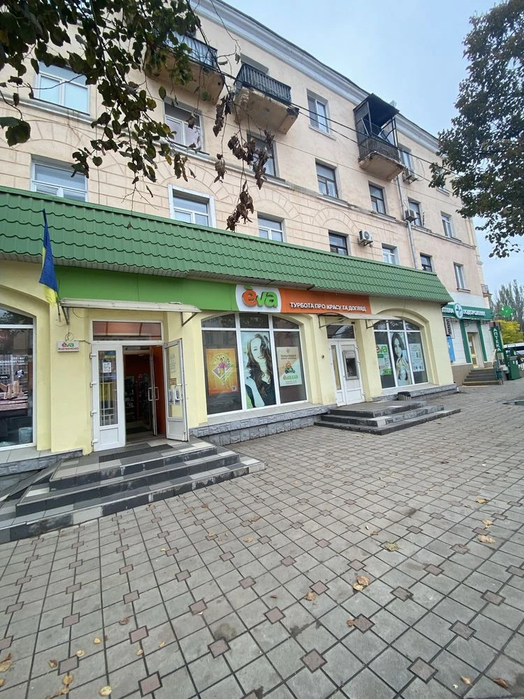 Продаю двухкомнатную сталинку на КРЕСе!