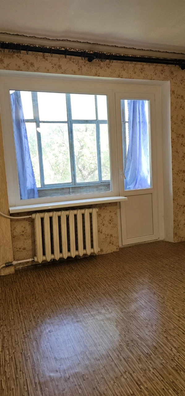 Продаж 1 кімнатної квартири. 2-й поверх. Саксаганський р-н