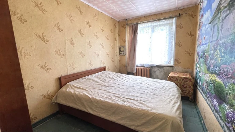 Sale of a 4-room apartment on Bulvarnyy Provolok, 5