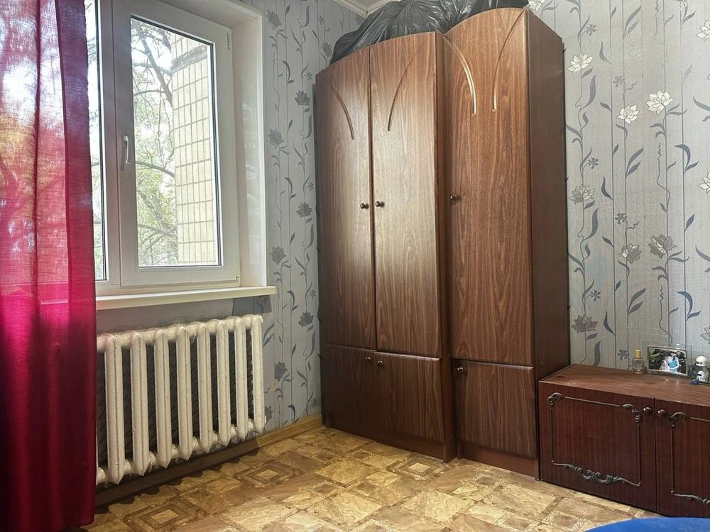 Sale of a 3-room apartment on Vechirnoye, Avramenko st.