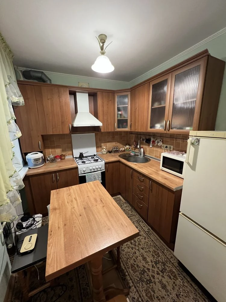 1 room apartment, 44th district, renovated, furniture