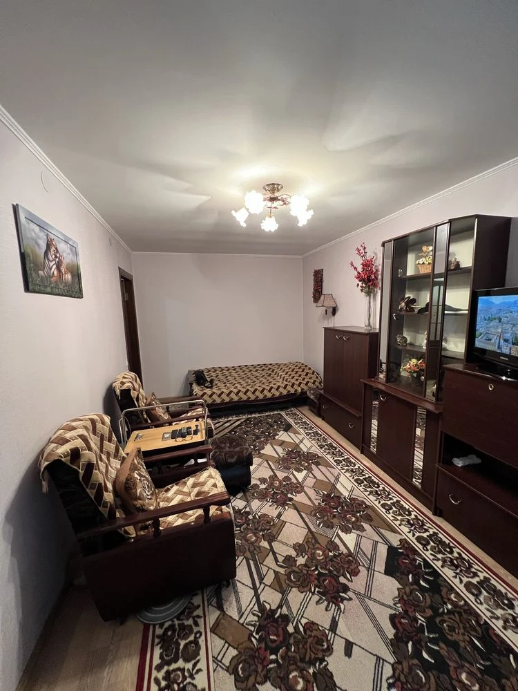 1 room apartment, 44th district, renovated, furniture