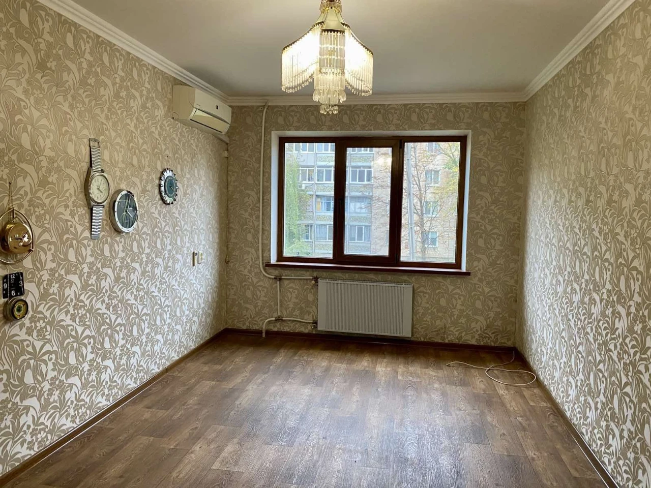 Продажа 4-комнатной квартиры в центре Юбилейной
