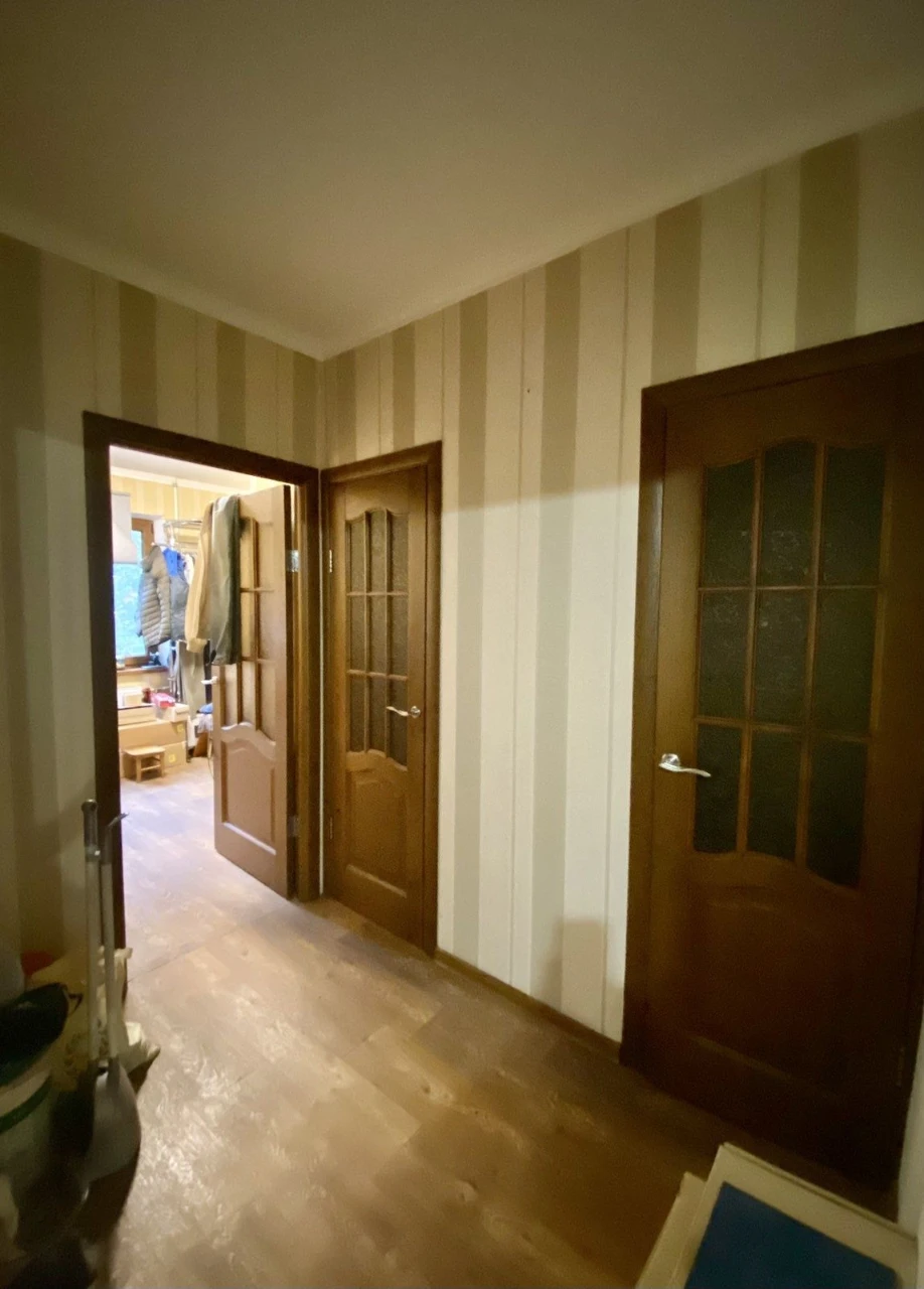 Продажа 4-комнатной квартиры в центре Юбилейной