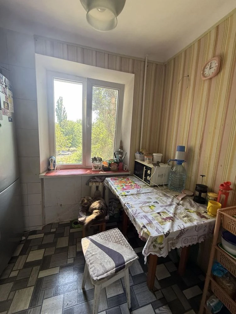 Продается 2-комнатная квартира в районе Саксаганского.