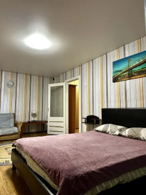 2-кімнатна квартира, вул. В Терещенка, 16, 2/5