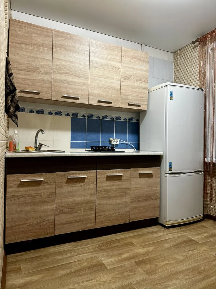 2-кімнатна квартира, вул. В Терещенка, 16, 2/5