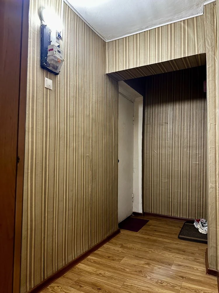 2-кімнатна квартира, вул. В Терещенка, 16, 2/5