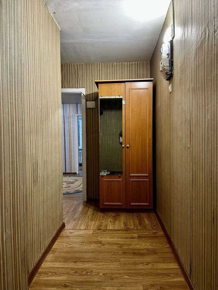 2-кімнатна квартира, вул. В Терещенка, 16, 2/5