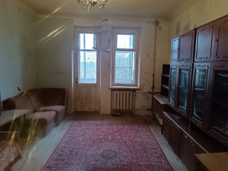 Продаю 3-комнатную квартиру от собственника в районе Ц-М