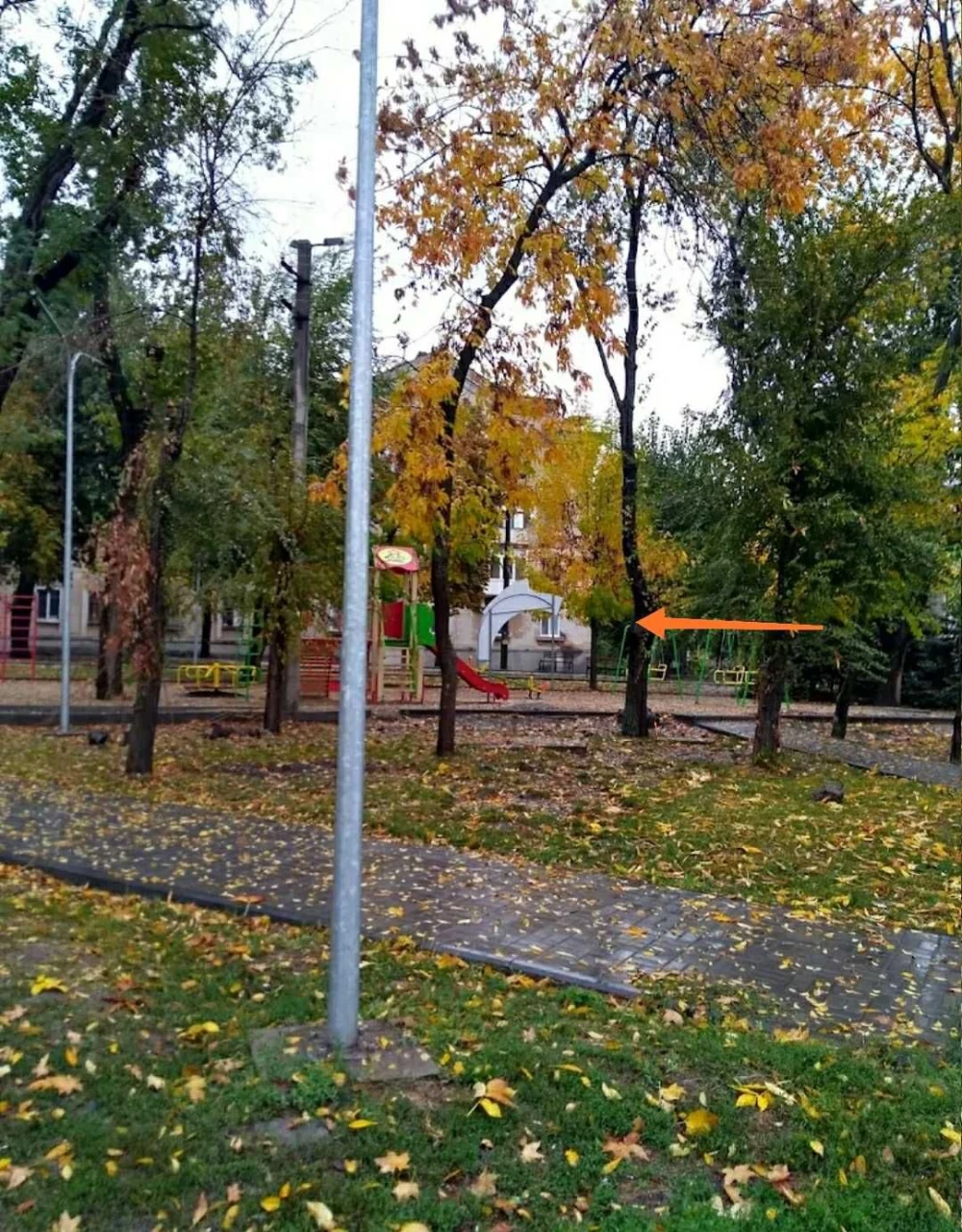 Сталінська квартира 1 кімната. Рідкісний варіант. Уфімська (поруч озеро та парк)