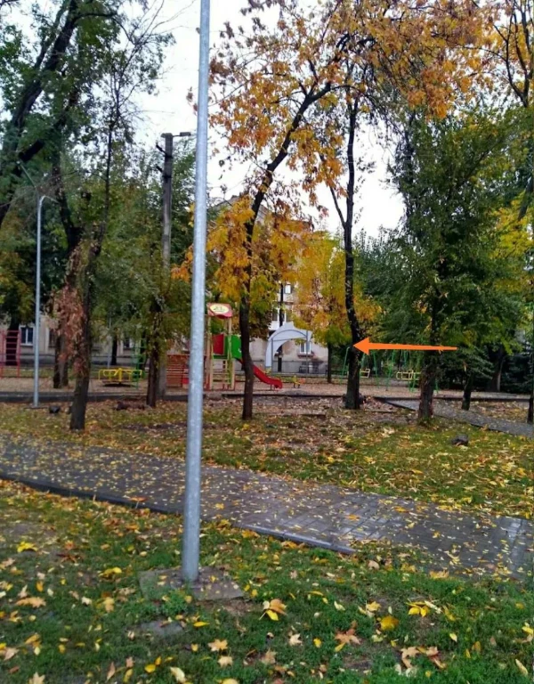 Сталінська квартира 1 кімната. Рідкісний варіант. Уфімська (поруч озеро та парк)