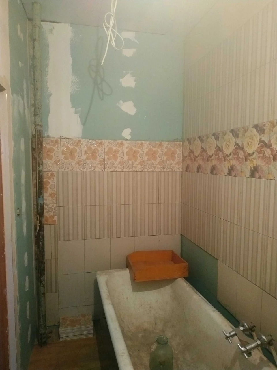 Сталінська квартира 1 кімната. Рідкісний варіант. Уфімська (поруч озеро та парк)