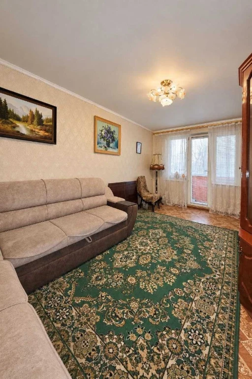 Продаж 3-кімнатній на 2-му поверсі /Кривий Ріг, вул. Покровська