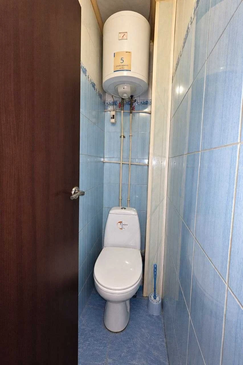 Продаж 3-кімнатній на 2-му поверсі /Кривий Ріг, вул. Покровська