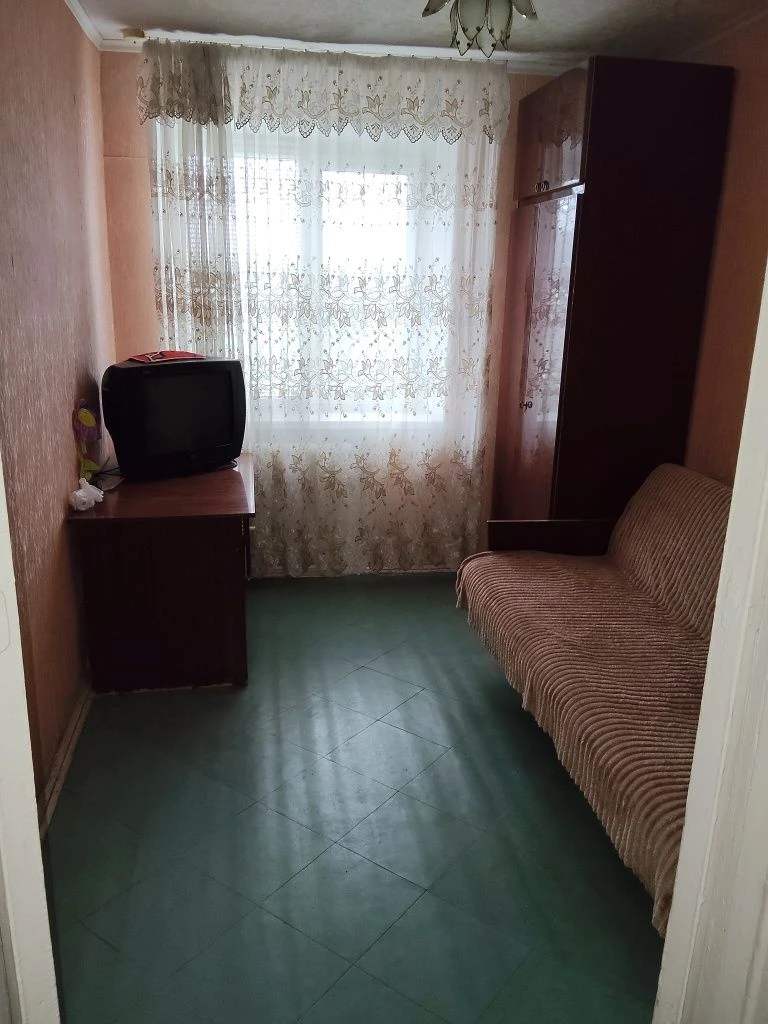 Продам 2-х комнатную квартиру район Долгинцево Дружба