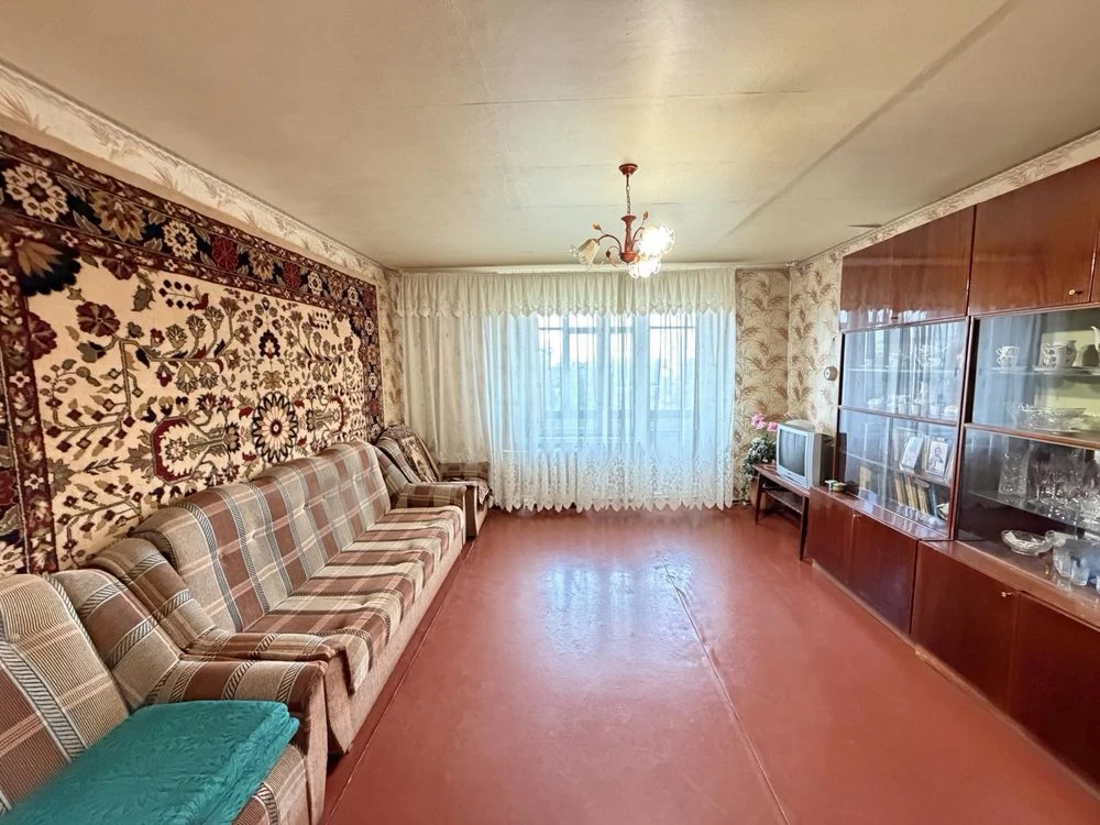 Продаю 3х комнатную квартиру, чешку, Артём, ул.В.Великого,17