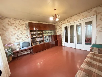 Продаю 3х комнатную квартиру, чешку, Артём, ул.В.Великого,17