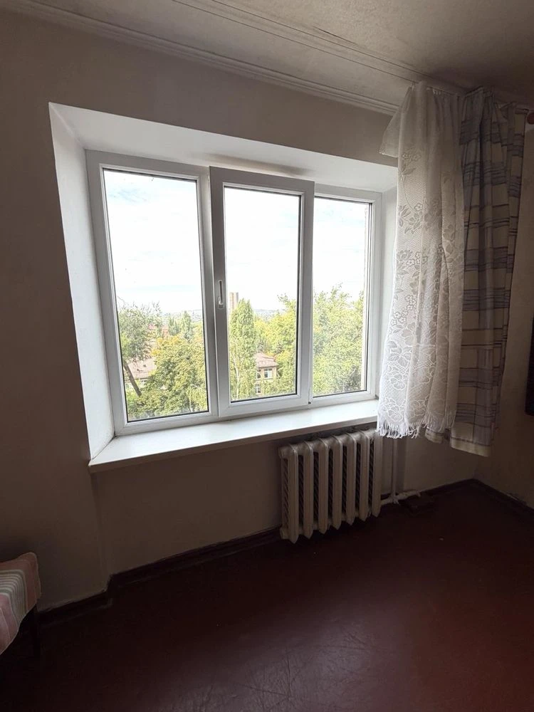 Продаю 3х комнатную квартиру, чешку, Артём, ул.В.Великого,17