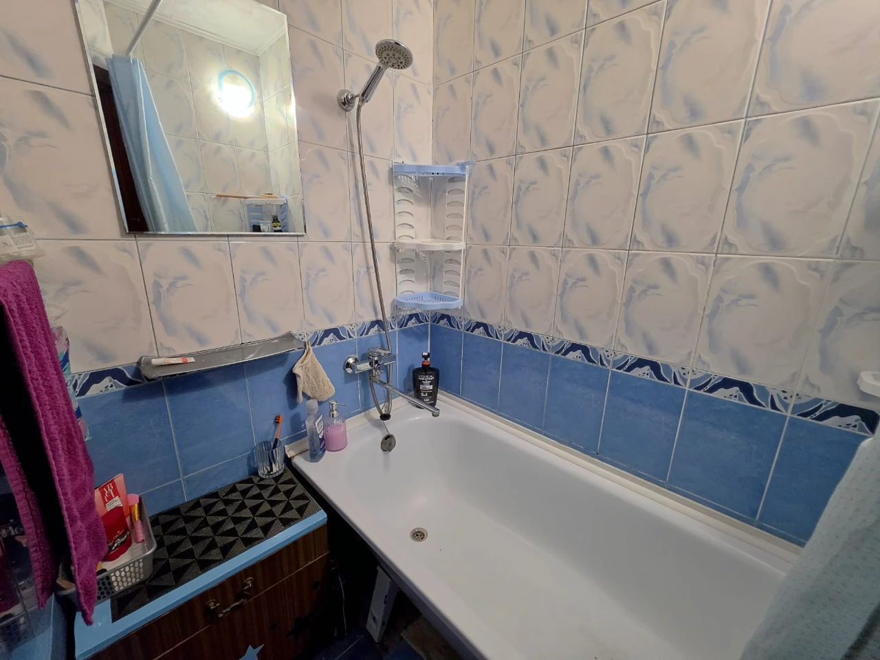Продам 3-комнатную квартиру, 173 квартал (ул. Эдуарда Фукса,