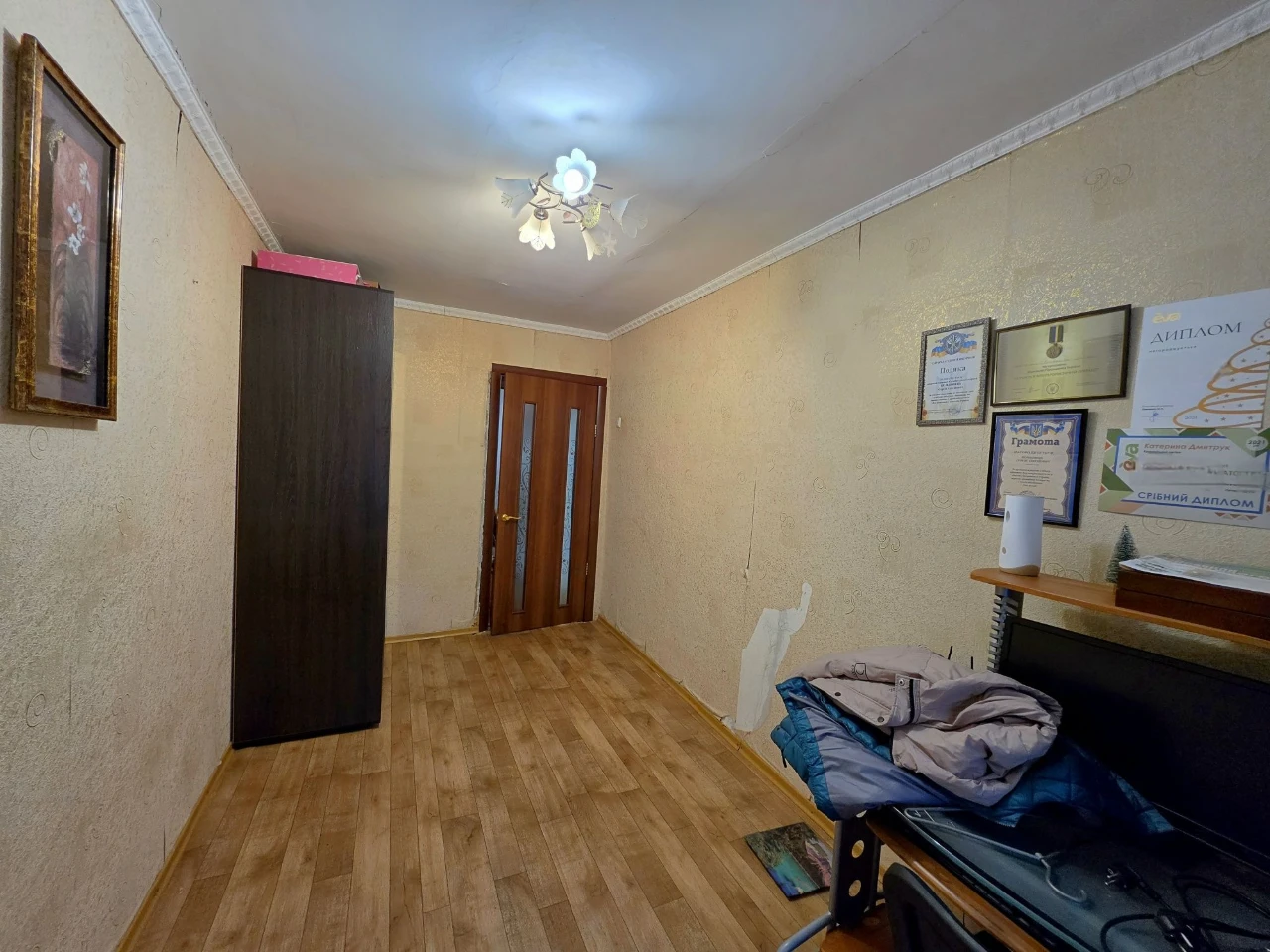 Продам 3-комнатную квартиру, 173 квартал (ул. Эдуарда Фукса,