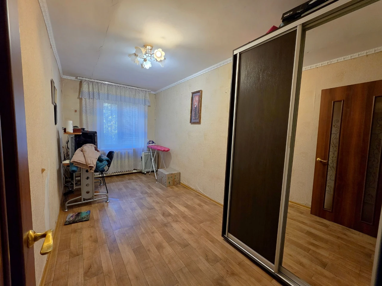 Продам 3-комнатную квартиру, 173 квартал (ул. Эдуарда Фукса,