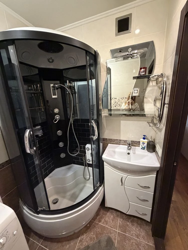 Продажа 2-комнатной квартиры, Солнечный, 26, Ремонт, 2/9 этажа