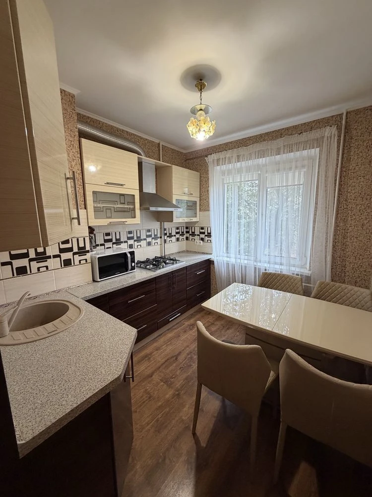 Продажа 2-комнатной квартиры, Солнечный, 26, Ремонт, 2/9 этажа