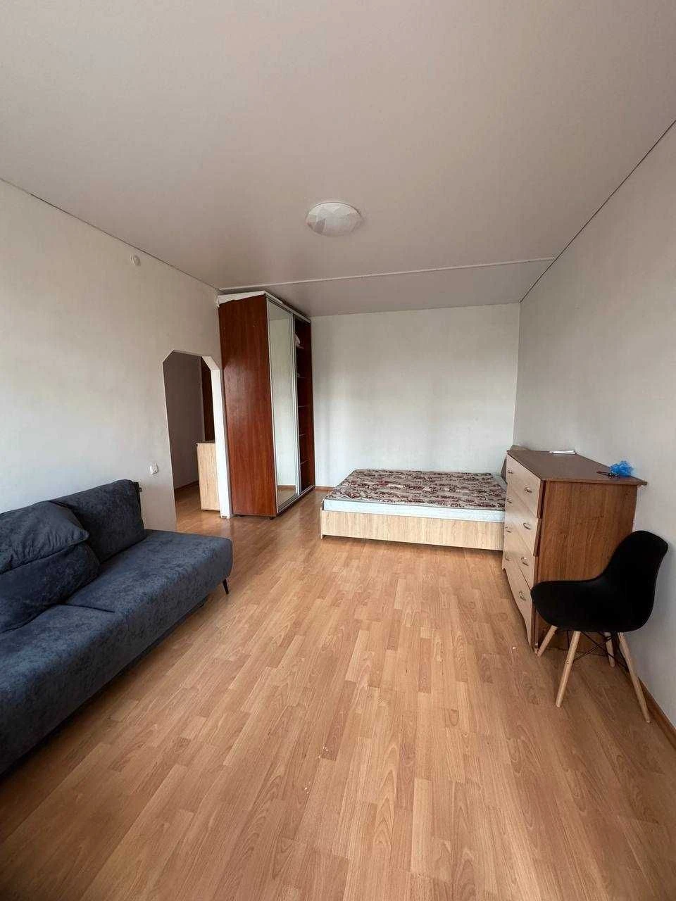 1-bedroom apartment on Kropyvnykho Street