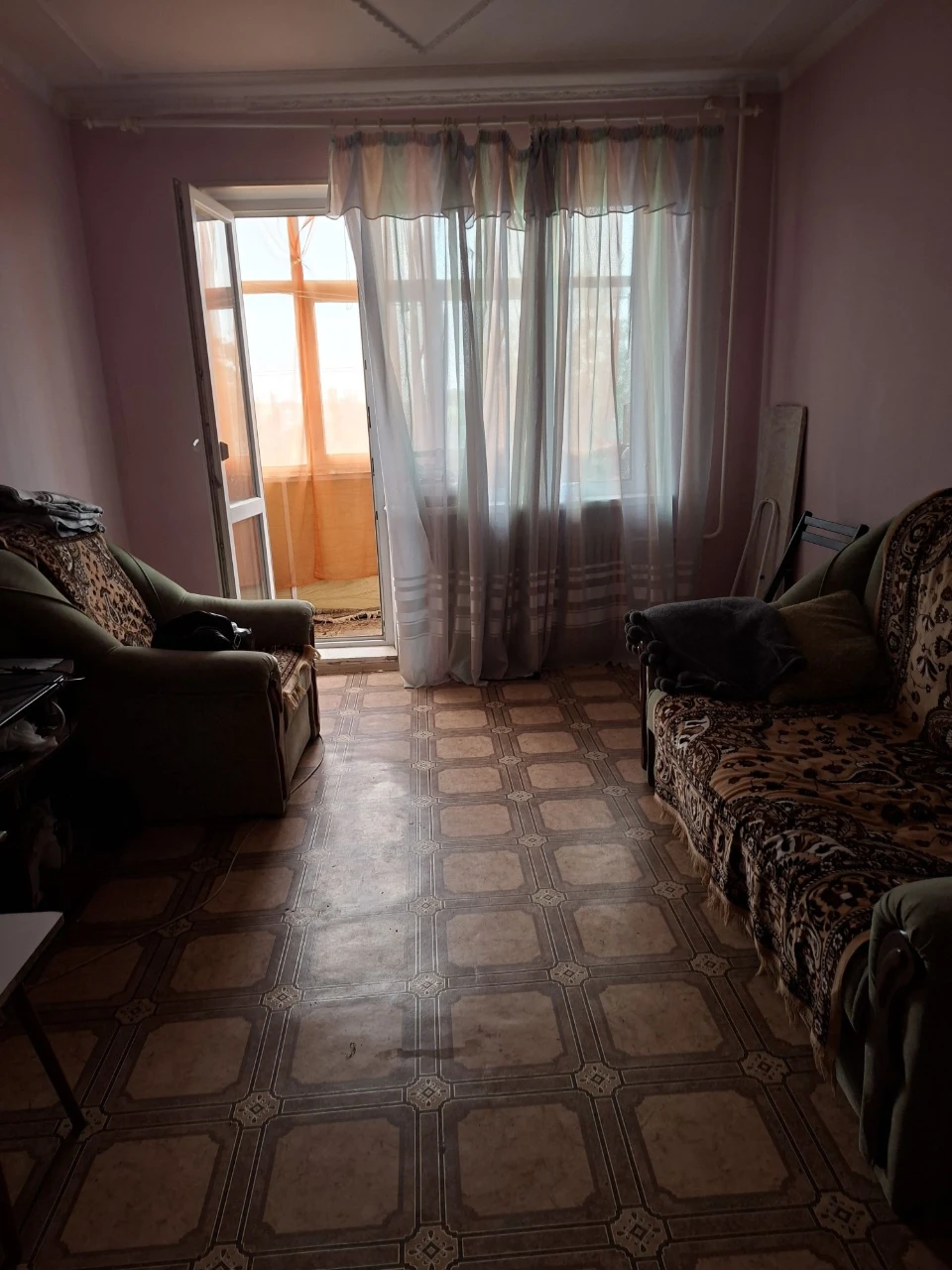 Продаю 2-кімнатну квартиру в Довгинцівському районі