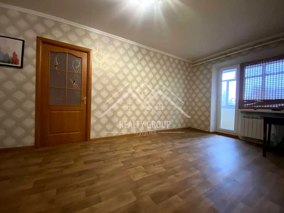 Квартира. Кривой Рог, Мистецкая улица