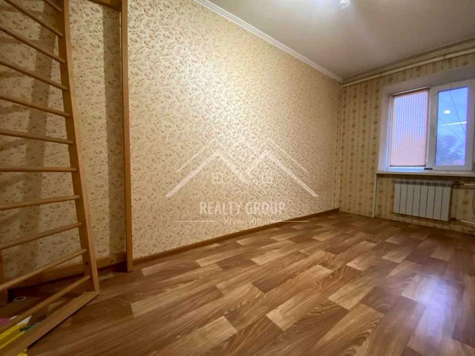 Квартира. Кривой Рог, Мистецкая улица
