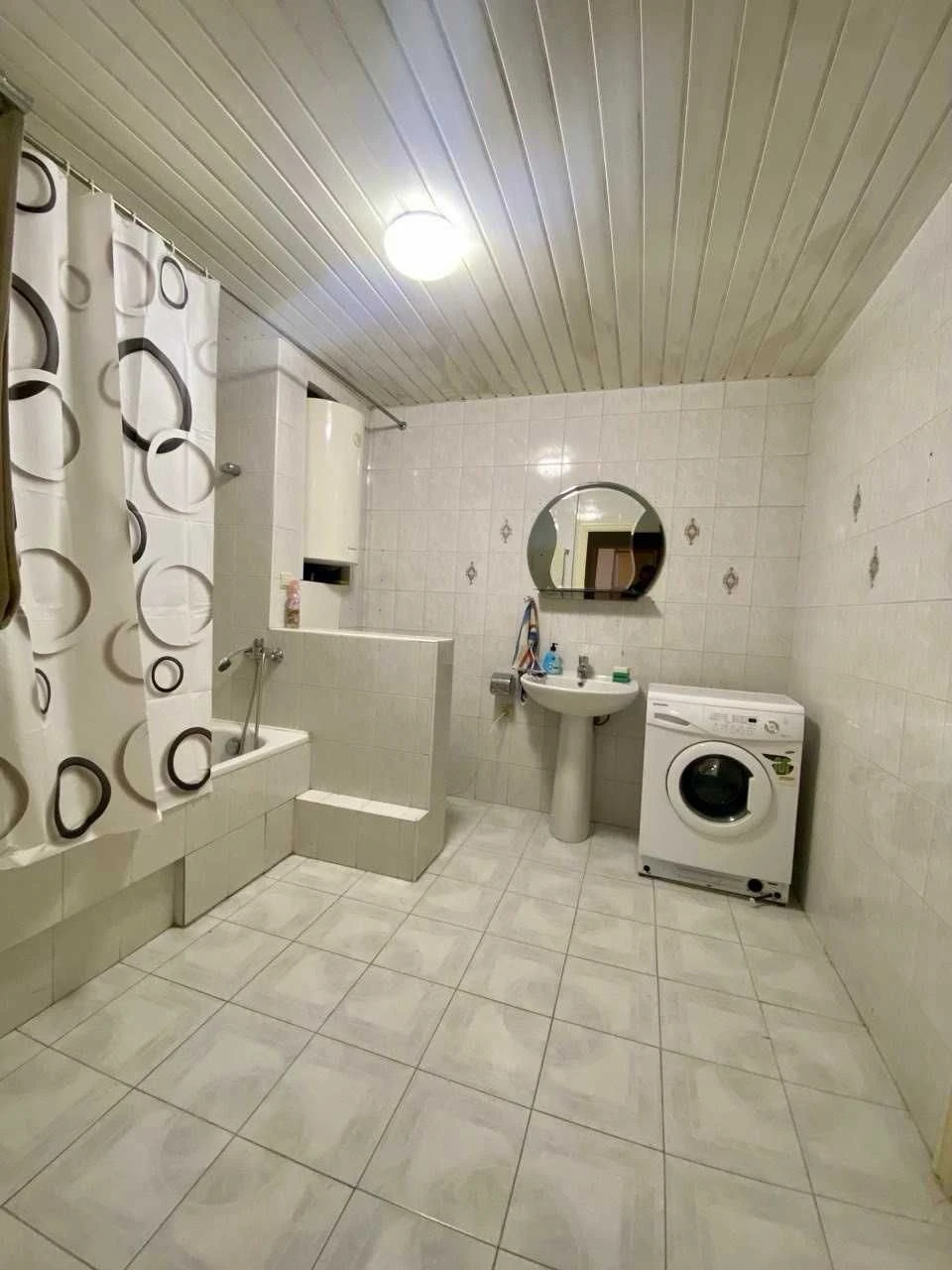 Продається 6-кімнатна квартира, б-р Вечірній, вул. Балакіна