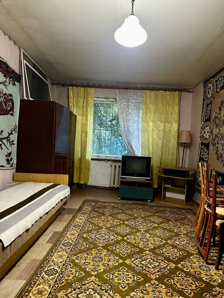 1-но малосем 4 Заречный, 22, 1/9 18 м2, не угл