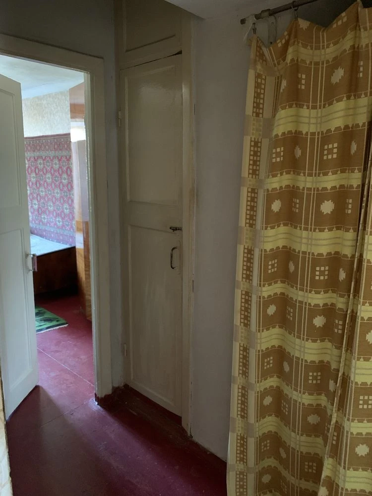 For sale, 3-room apartment near the stop, Musorgsky street