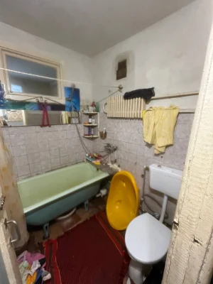 Продаж 3-кімнатній квартири, вул. С. Петлюри, 27 | 44-й квартал