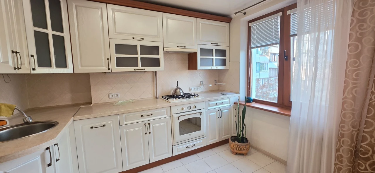 3-room apartment in Volodymyr Veliky