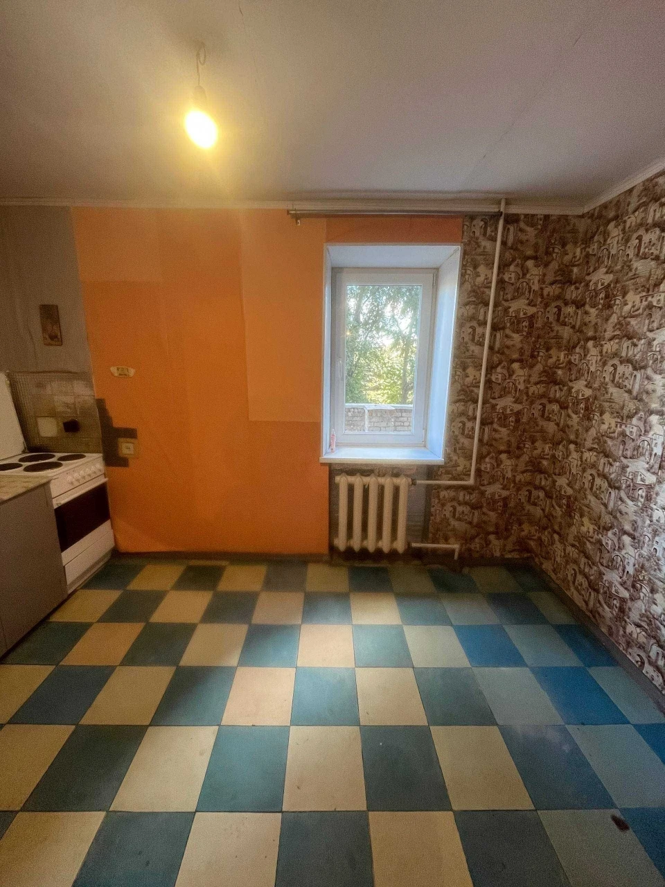 Продається 4-кімнатна квартира, вул. Матусевича, 8