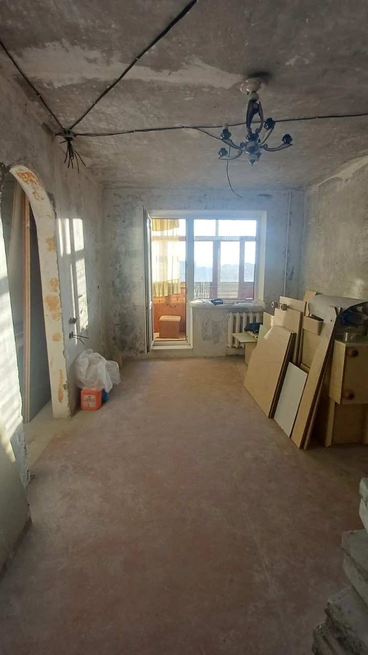 Sale of a 4-room apartment in the "MIRII" microdistrict.