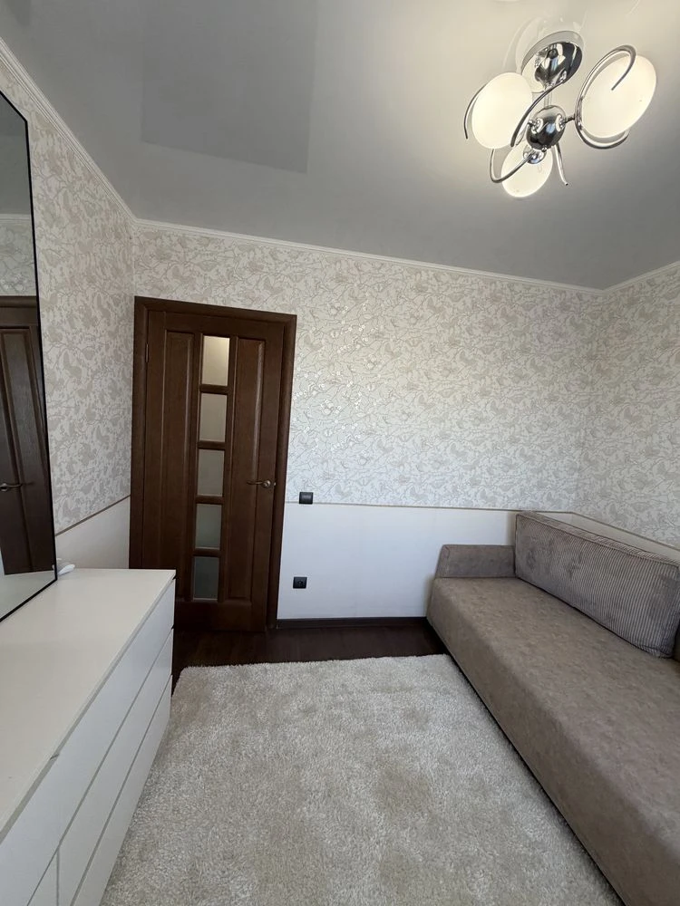 Sale of a 4-room apartment | Saksagan district, Vechir street