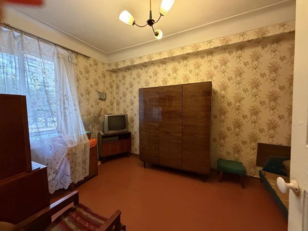 Продажа 3-комн. ул. Алмазна, 11, район Карачуны